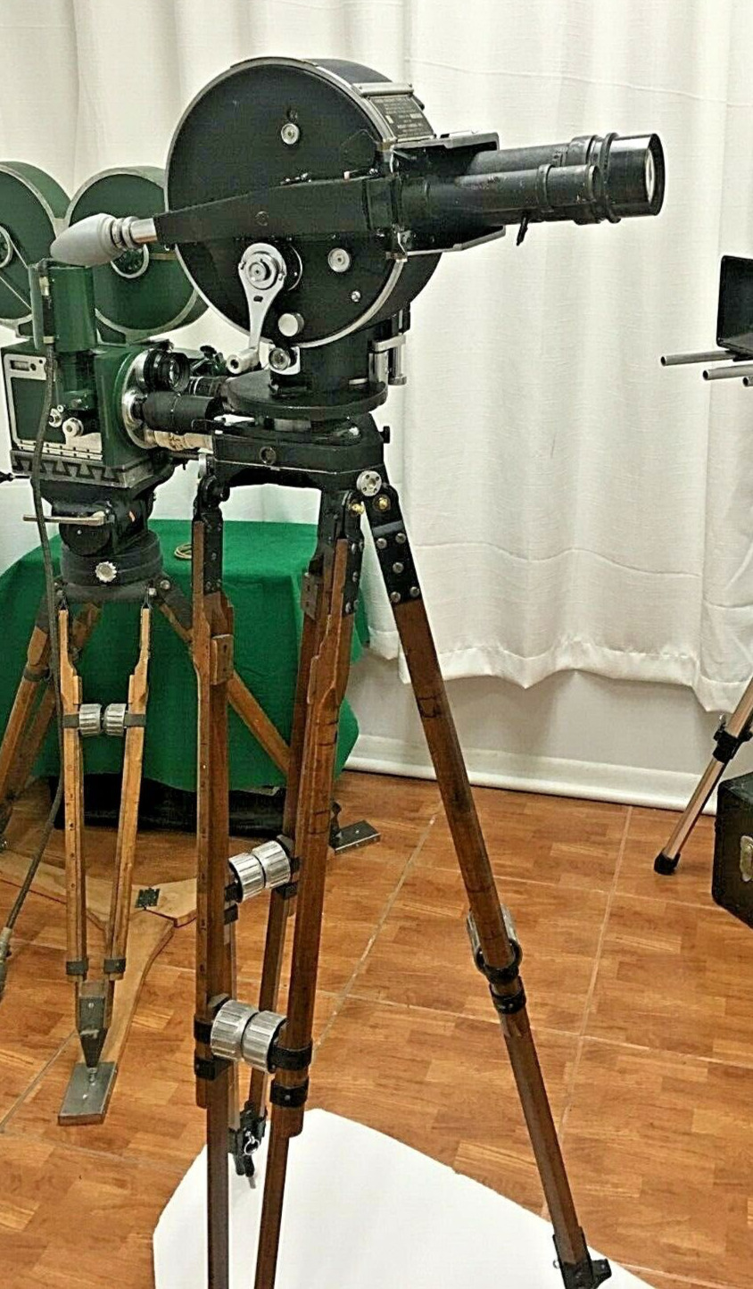 Akeley Pancake 35mm Camera Unused Military Full Kit Lenses, Motor, Tripod & Head