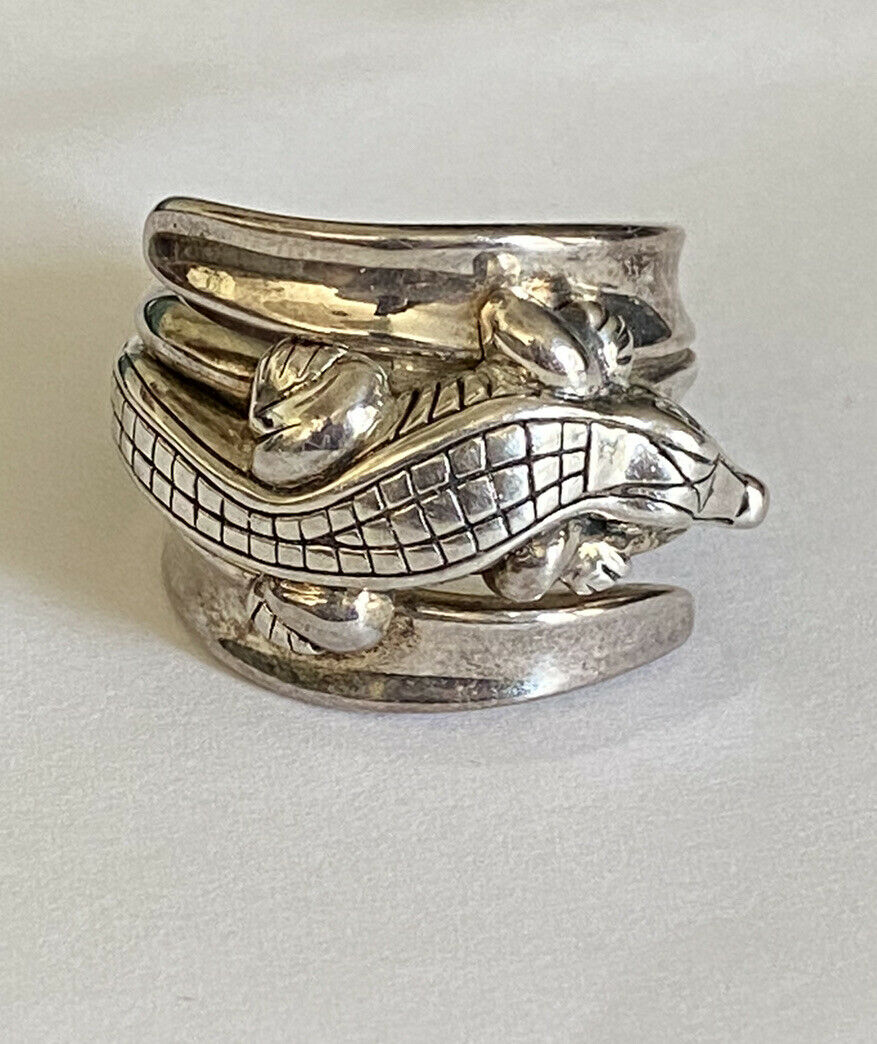 Kieselstine Cord Sterling Alligator Ring
