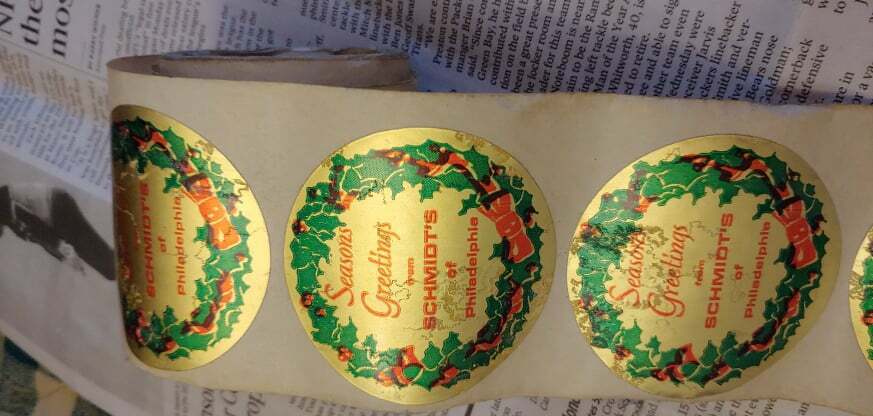 A Roll Of Vintage Schmidt Beer Seasons Greetings Stickers/labels Rare Find