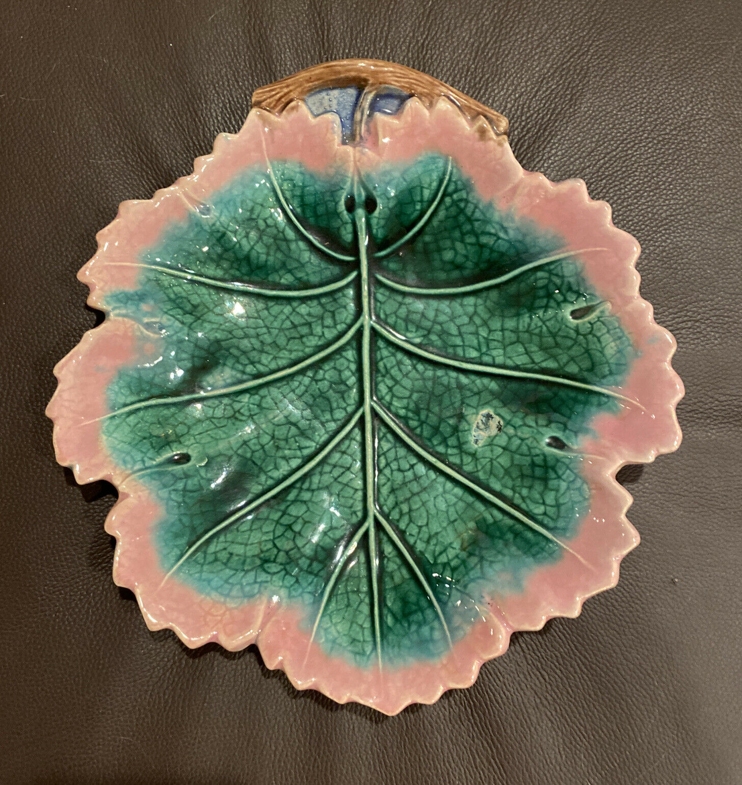 Stunning Antique Etruscan Majolica Branch Handled Leaf Plate ~ Serving Dish 8.5”